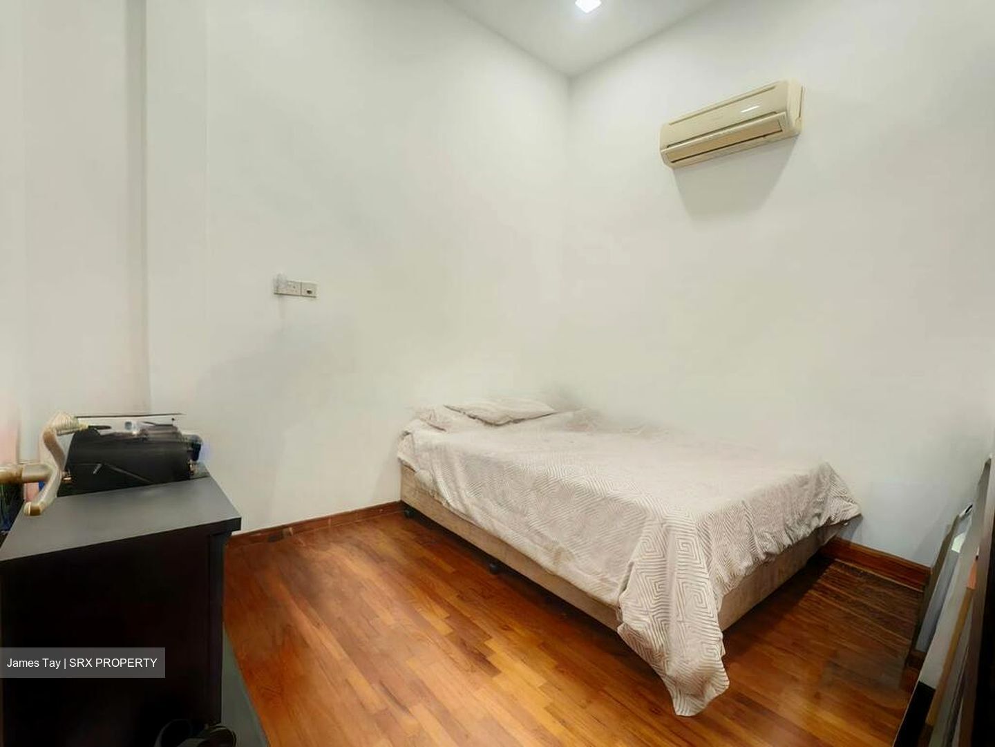 Sembawang Hills Estate (D20), Terrace #498218551